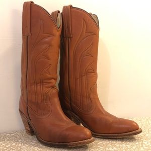 Frye 6.5 cowboy boots